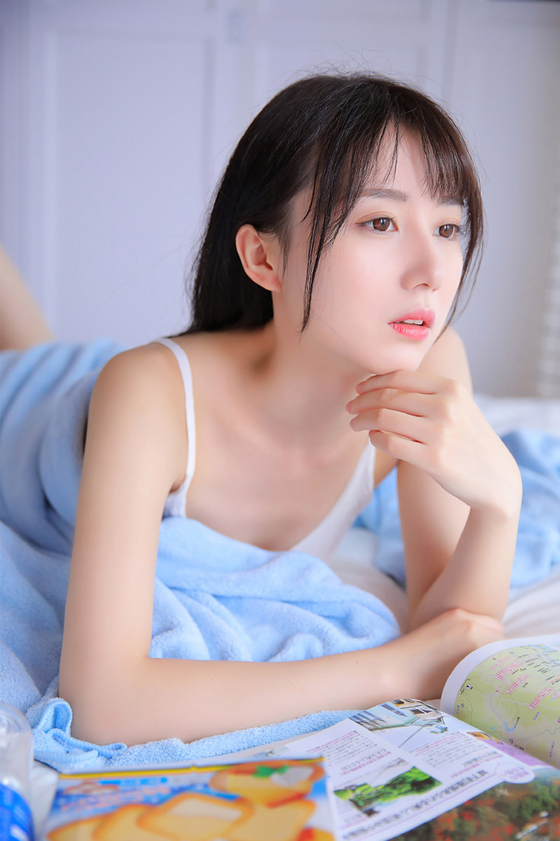 丝袜踩踏vk